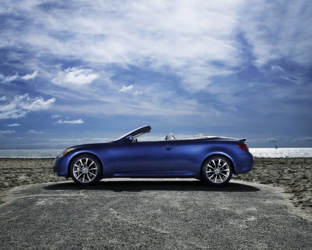 Infiniti Q60 Cabrio 3.7 AT Hi-Tech — 10