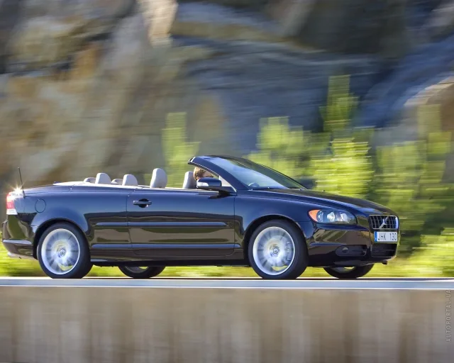 Volvo C70 2,4D AT Summum — 17