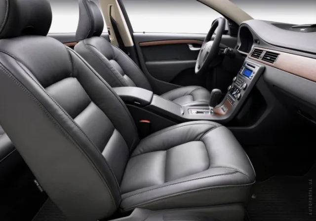 Volvo V70 2007 універсал — 10