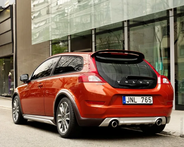 Volvo C30 2010 хетчбек — 22