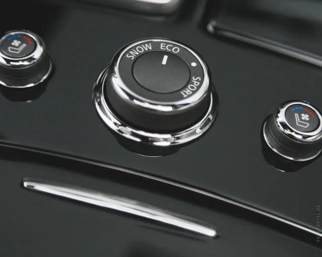 Infiniti M/Q70 седан — 5