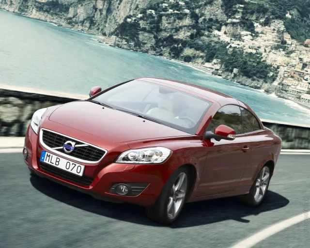 Volvo C70 2.4 MT Summum — 16