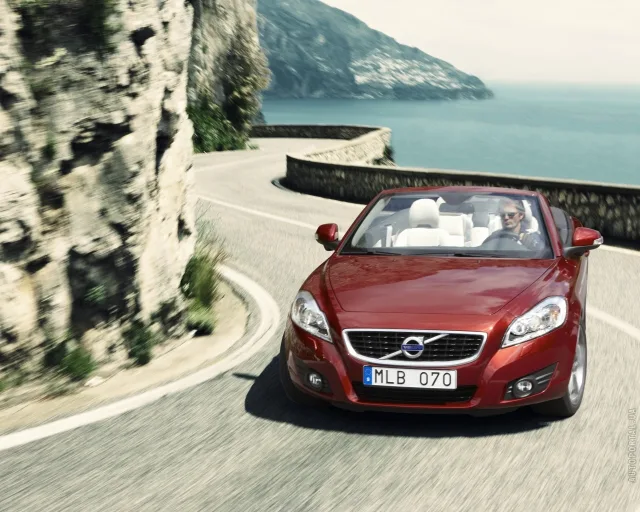 Volvo C70 2.4 MT Summum — 5