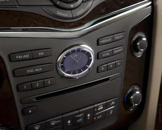 Infiniti QX80 5.6 AT + — 20