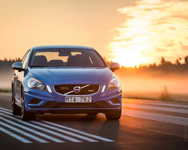 Volvo S60 2013 (Вольво C60) седан — 16