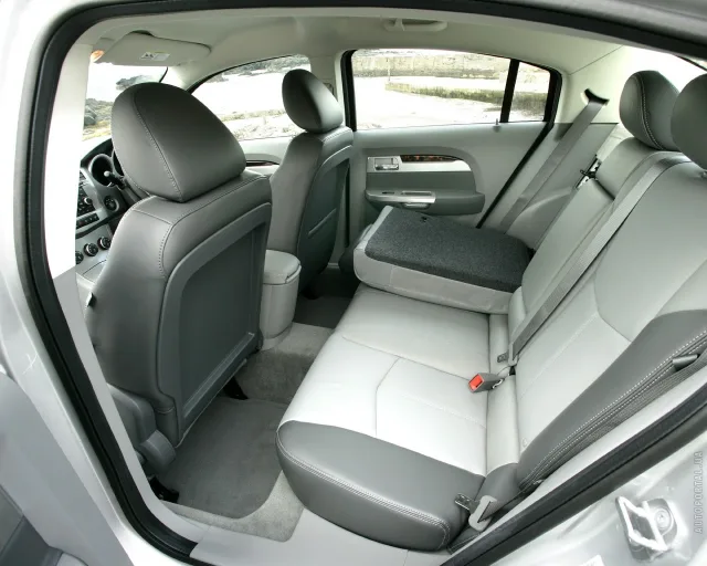 Chrysler Sebring седан — 5