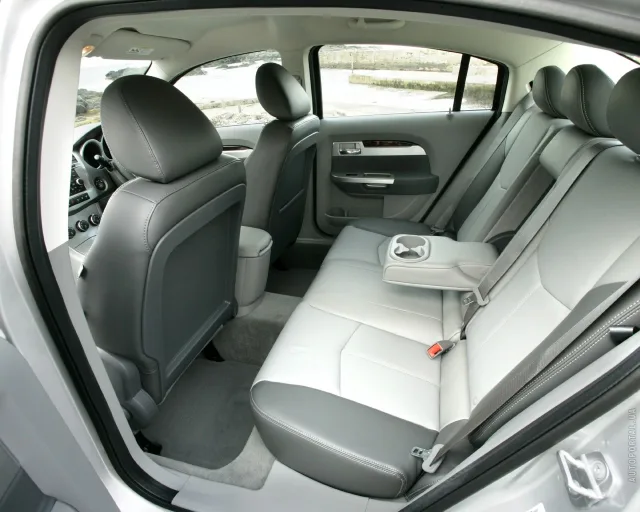 Chrysler Sebring седан — 6