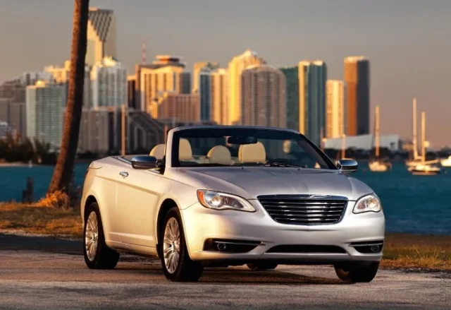 Chrysler 200 Convertible 2.4 AT — 10
