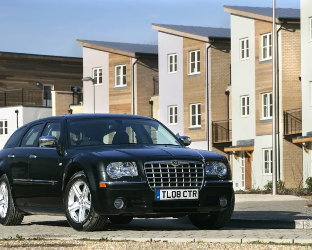 Chrysler 300C Touring універсал — 23