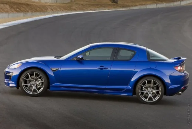 Mazda RX 8 купе — 22
