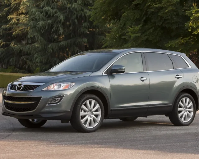 Mazda CX-9 2010 кросовер — 14