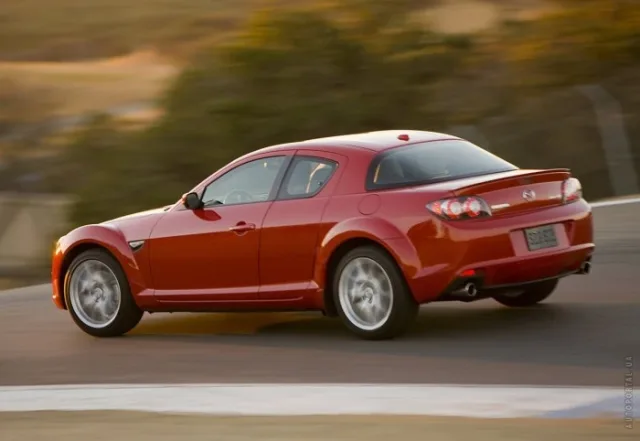 Mazda RX 8 купе — 23
