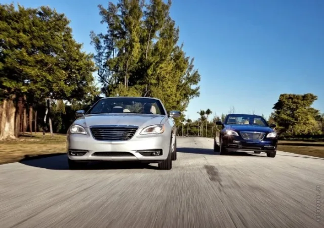 Chrysler 200 Convertible 2.4 AT — 11
