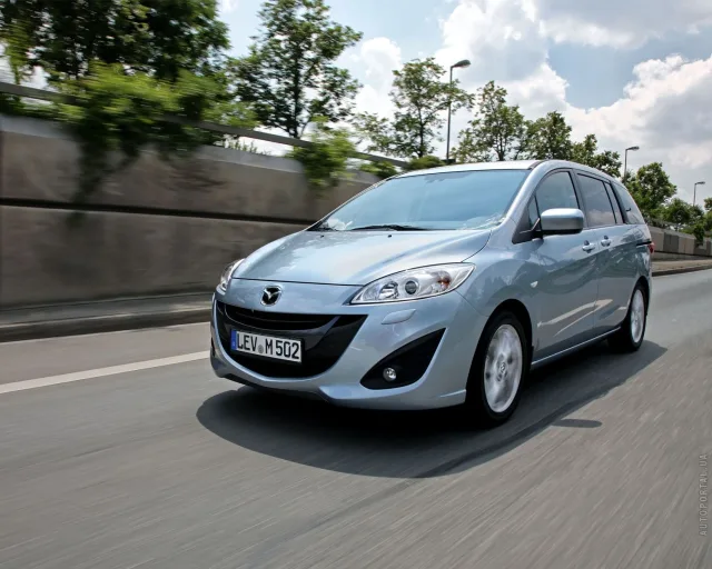 Mazda 5 2.0 AT Mid — 23