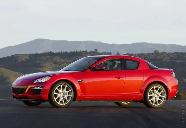 Mazda RX 8 купе — 24