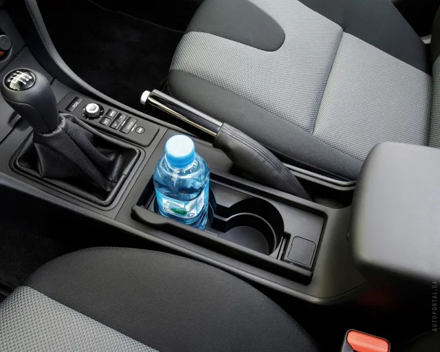 Mazda 3 2003 (Мазда 3) седан — 15