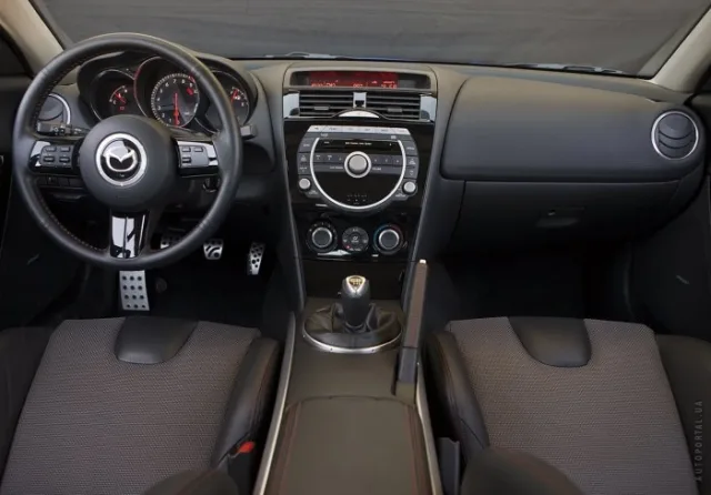 Mazda RX 8 купе — 5
