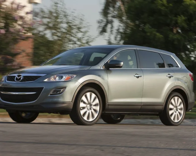 Mazda CX-9 2010 кросовер — 13