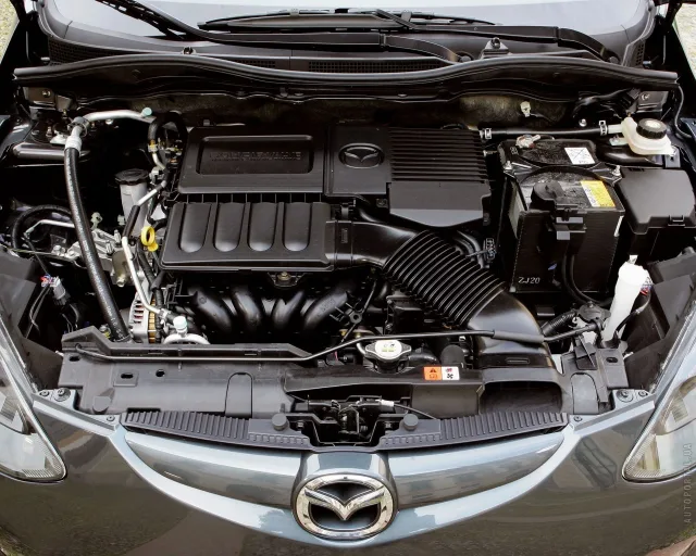 Mazda 2 2007 hatchback — 21