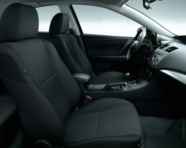 Mazda 3 2012 (Мазда 3) хэтчбек — 9
