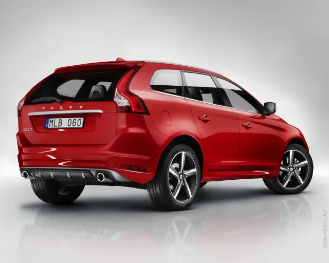 Volvo XC60 2013 crossover — 10