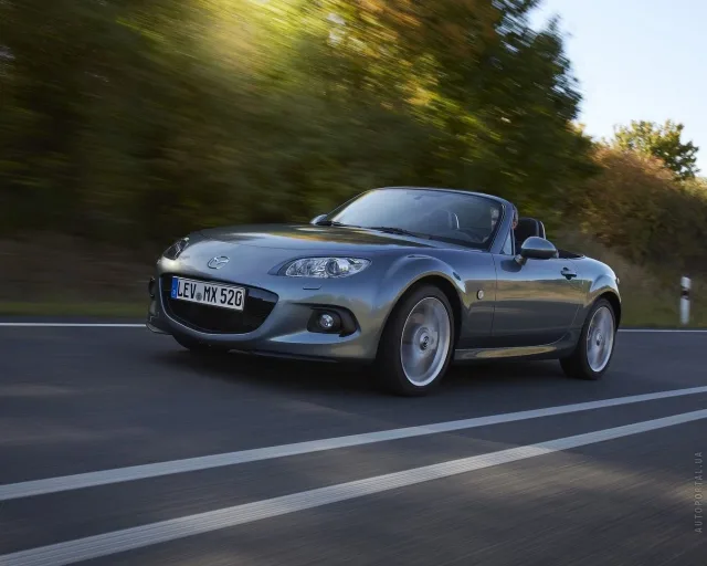 Mazda MX-5 2012 (Мазда МХ-5) кабриолет — 10