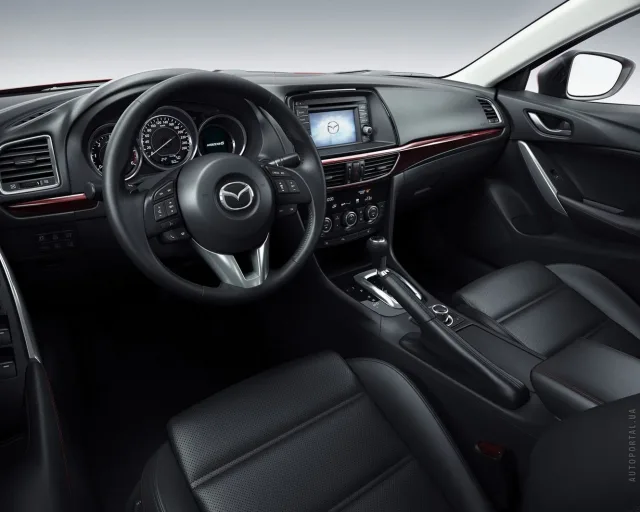Mazda 6 Wagon 2.0 AT Touring — 2