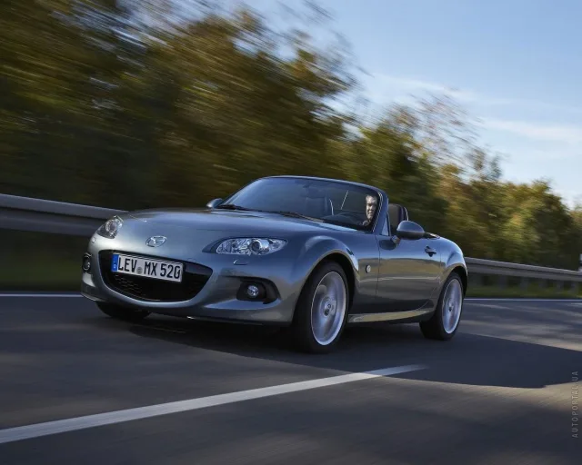 Mazda MX-5 2012 (Мазда МХ-5) кабриолет — 11