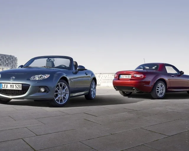 Mazda MX-5 2012 (Мазда МХ-5) кабриолет — 8
