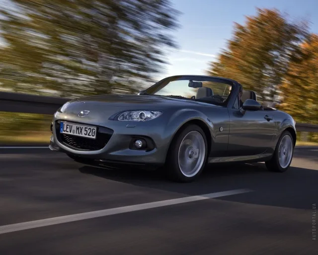 Mazda MX-5 2012 (Мазда МХ-5) кабриолет — 24