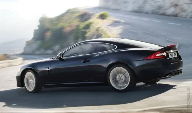 Jaguar XK (Ягуар ХК) купе — 6