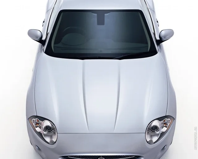 Jaguar XK 4.2 AT — 23