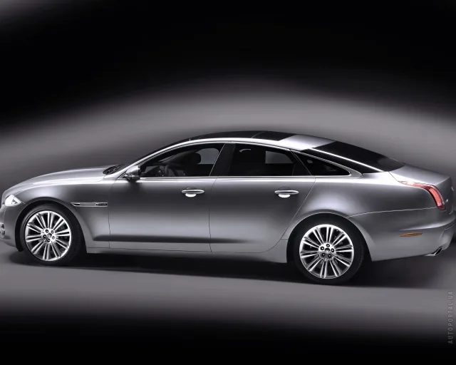 Jaguar XJ (Ягуар Икс Джей) седан — 24