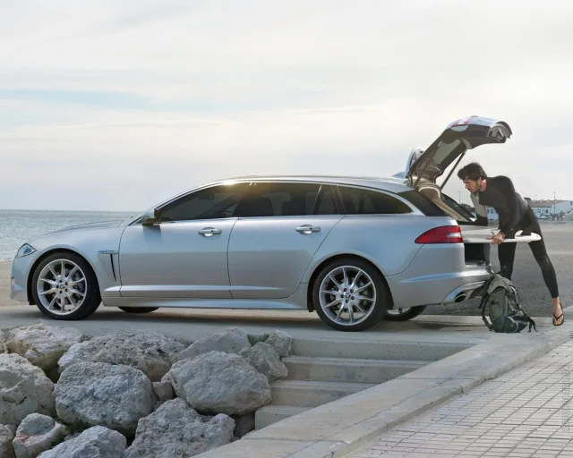 Jaguar XF Sportbrake 2012 station wagon — 8