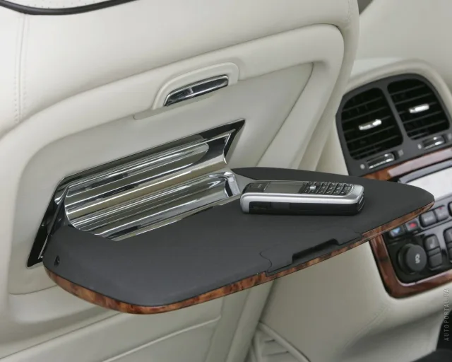 Jaguar XJ 3.5 AT Executive — 8