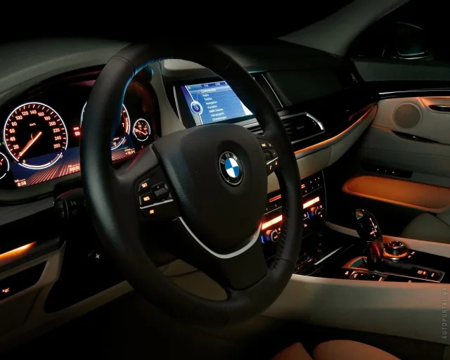BMW 5 Series Gran Turismo хетчбек — 3