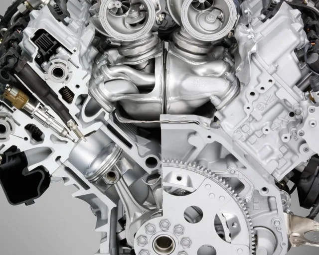 BMW X5 M 4.4 AT — 20