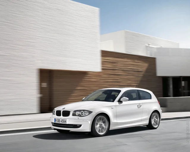 BMW 1 Series F20 (БМВ 1 Серии) 3-х дверный хэтчбек — 17