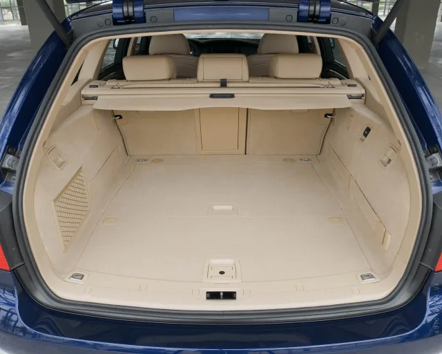 BMW 5 Series Touring E60 (БМВ 5 Серии Туринг) универсал — 19