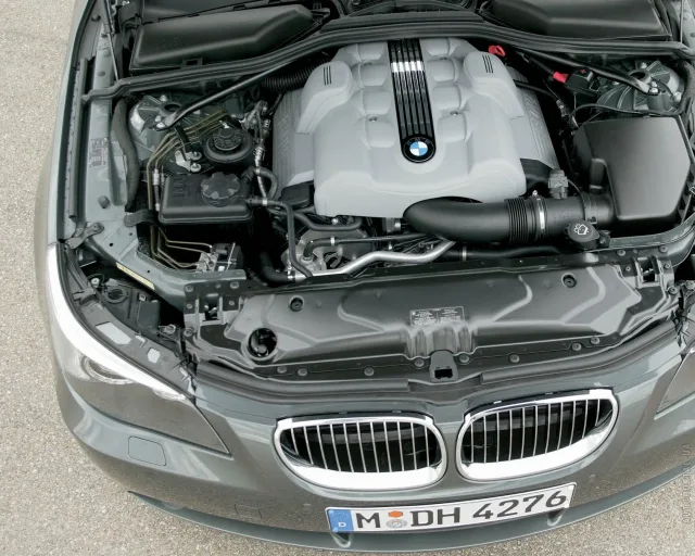 BMW 5 Series Touring E60 (БМВ 5 Серии Туринг) универсал — 20