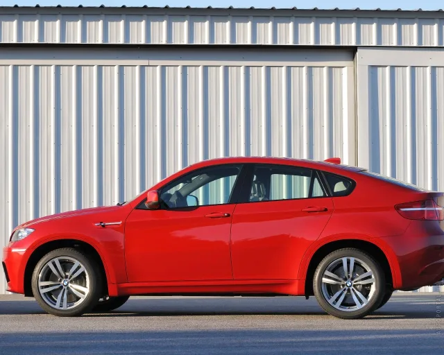 BMW X6 M 4.4 AT — 23
