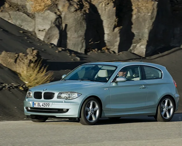 BMW 1 Series F20 (БМВ 1 Серии) 3-х дверный хэтчбек — 16