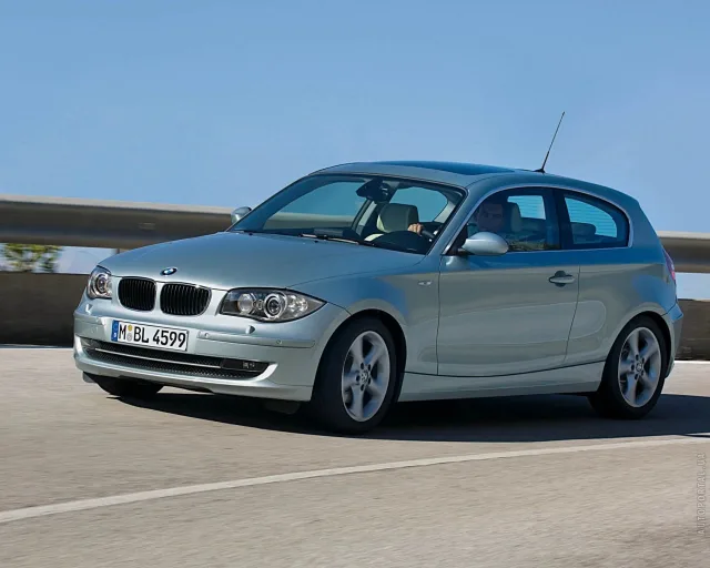 BMW 1 Series F20 (БМВ 1 Серии) 3-х дверный хэтчбек — 24