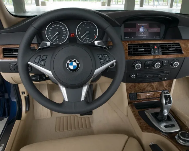 BMW 5 Series Touring E60 (БМВ 5 Серии Туринг) универсал — 5