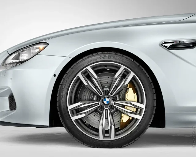 BMW M6 Gran Coupe (БМВ М6 Гран Купе) седан — 15