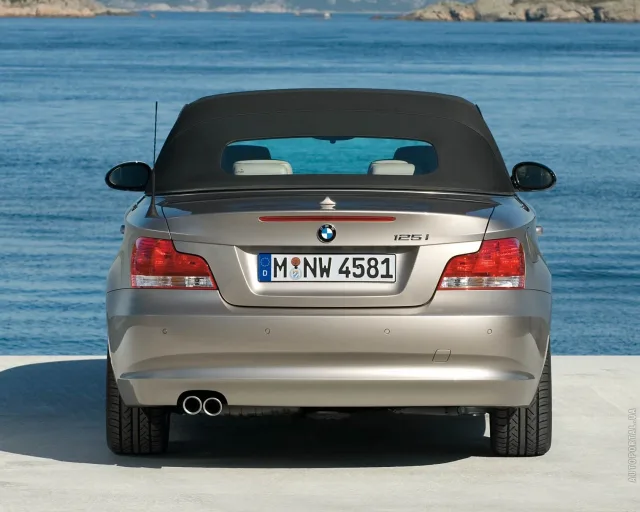 BMW 1 Series Cabriolet кабріолет — 16