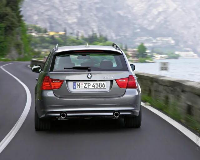 BMW 3 Series Touring 2008 station wagon — 25