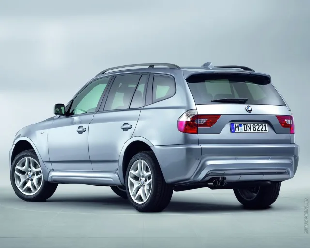 BMW X3 2004 кросовер — 21