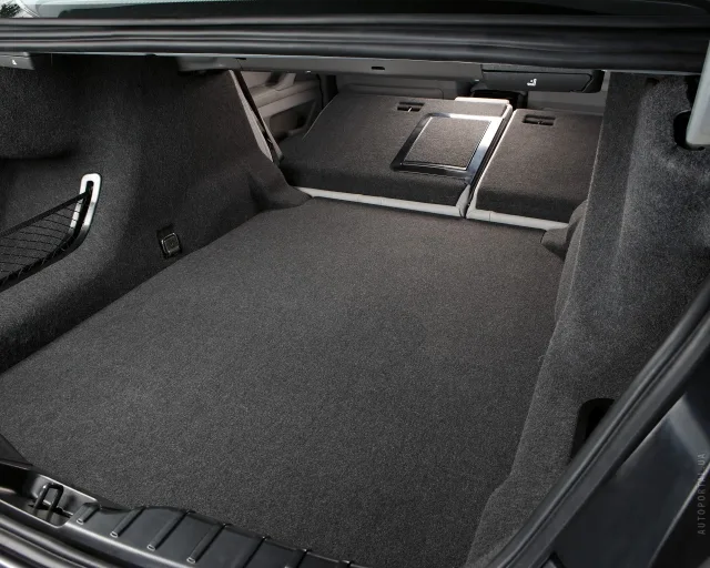 BMW 5 Series F10 sedan — 7