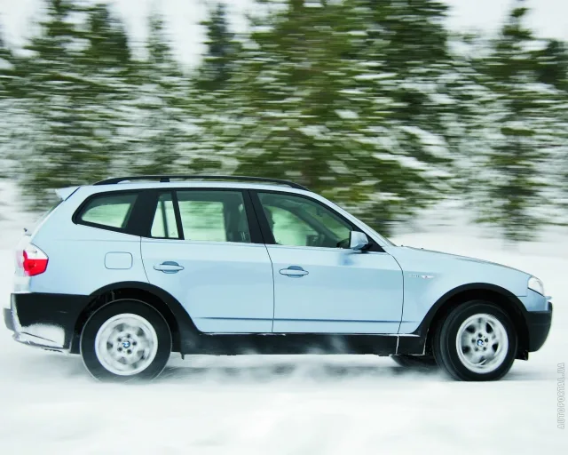 BMW X3 2004 кросовер — 18